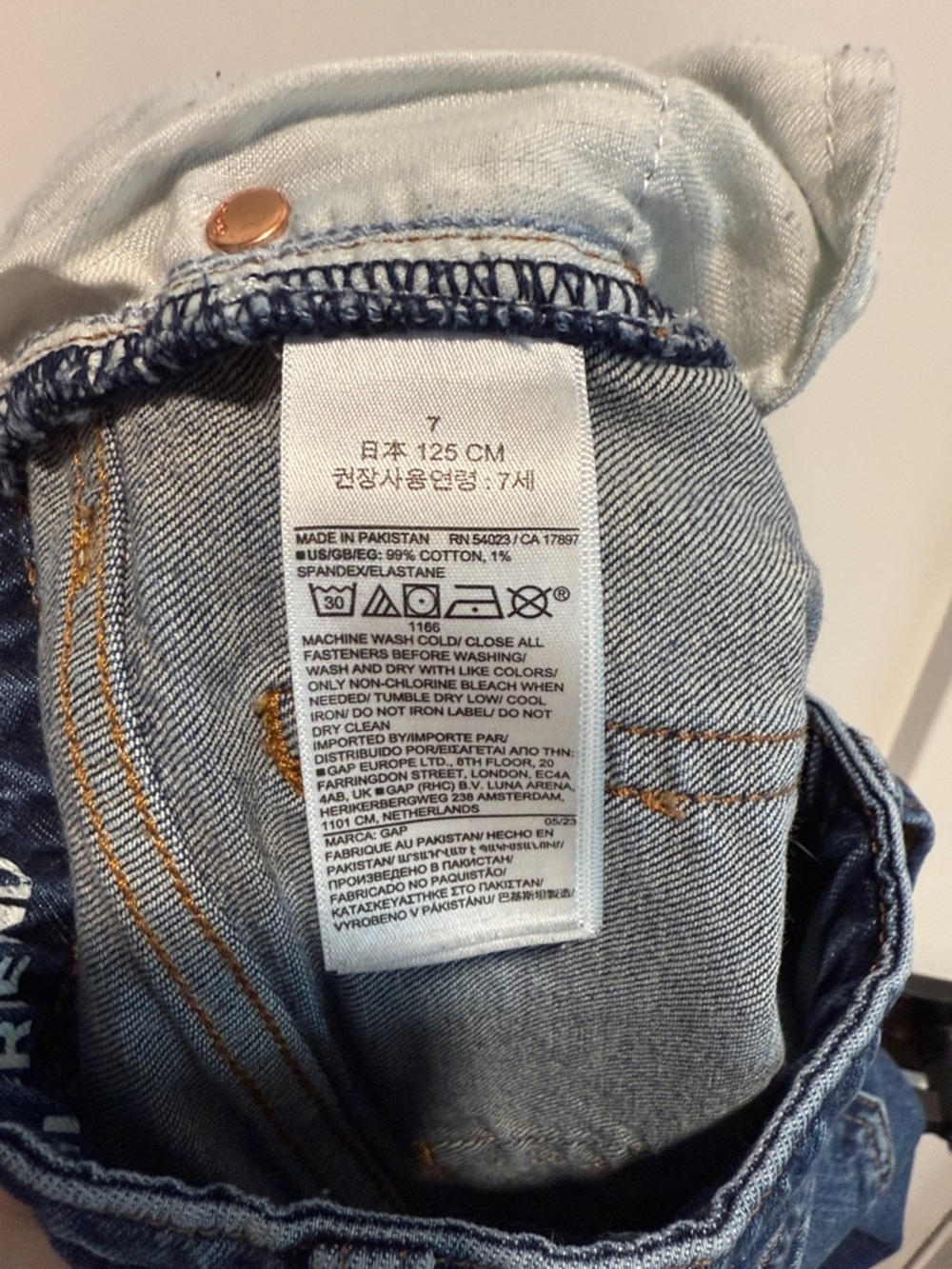 GAP Girlfriend Mid-Blue Loose Jeans Size 7 - Picture 5 of 7